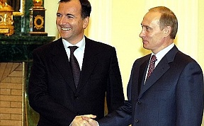 04.02.2004 г. в Москве состоялась встреча Президента России В.В.Путина и министра иностранных дел Италии Ф.Фраттини