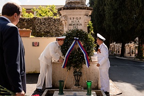 Il 9 maggio si è svolta la solenne cerimonia in onore dei partigiani italiani e sovietici caduti nella Seconda Guerra Mondiale