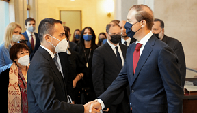 A Roma si è svolta la XVIII sessione plenaria del Consiglio italo-russo per la Cooperazione Economica,  Industriale e Finanziaria. Intervista del Ministro dell'Industria e del Commercio Denis Manturov all'Agenzia Nova